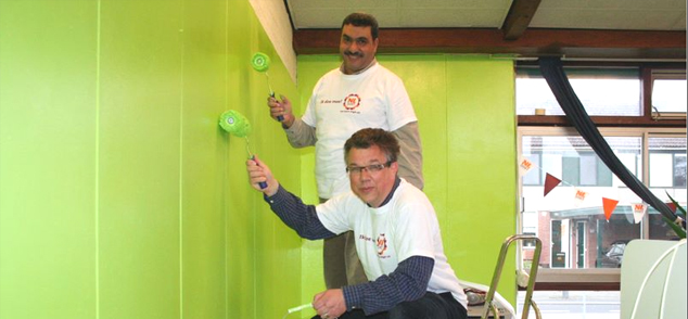 <span>NL Doet IJsselstein</span><br />Aan het schilderen.